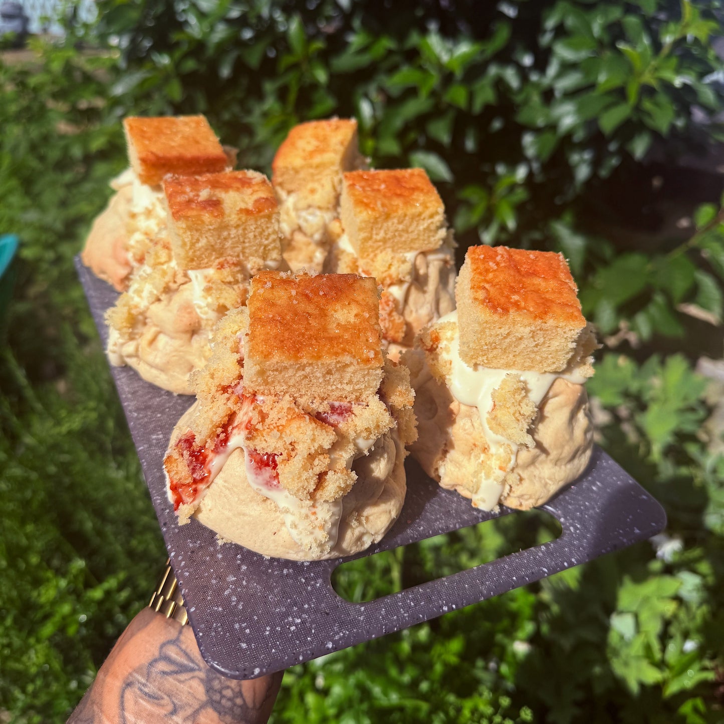 Viccy Sponge Stuffed Cookies