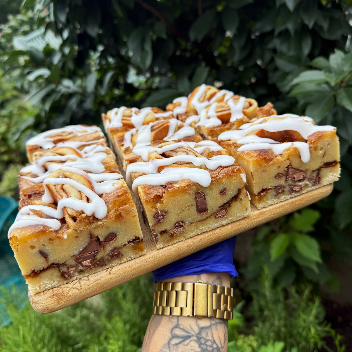 Cinnamon Roll Blondie