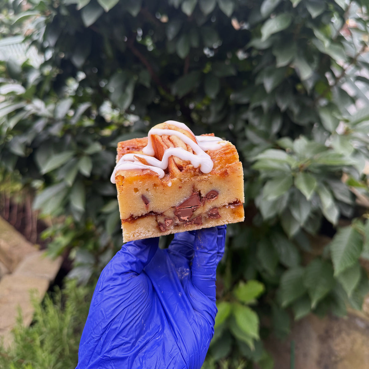 Cinnamon Roll Blondie
