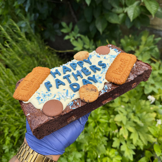 'HAPPY FATHERS DAY' Brownie Slab